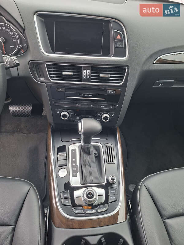 Внедорожник / Кроссовер Audi Q5 2016 в Шептицькому