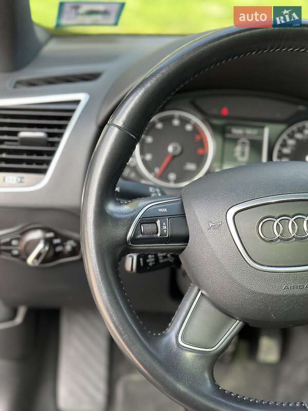 Внедорожник / Кроссовер Audi Q5 2016 в Киеве