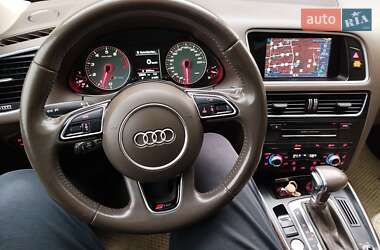 Внедорожник / Кроссовер Audi Q5 2016 в 