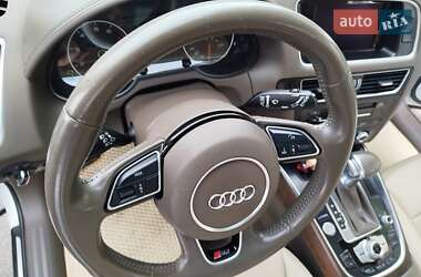 Внедорожник / Кроссовер Audi Q5 2016 в 
