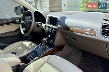 Внедорожник / Кроссовер Audi Q5 2015 в 