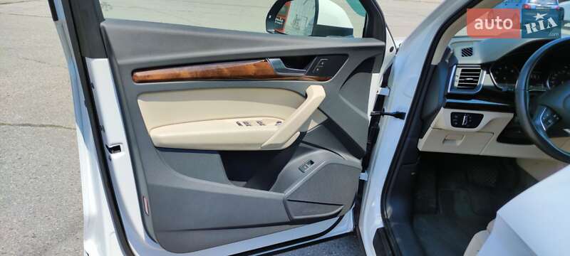 Внедорожник / Кроссовер Audi Q5 2019 в Харькове