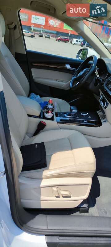 Внедорожник / Кроссовер Audi Q5 2019 в Харькове