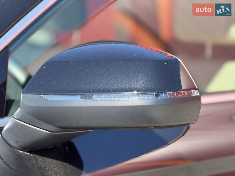 Внедорожник / Кроссовер Audi Q5 2024 в Киеве