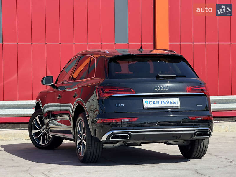Внедорожник / Кроссовер Audi Q5 2024 в Киеве