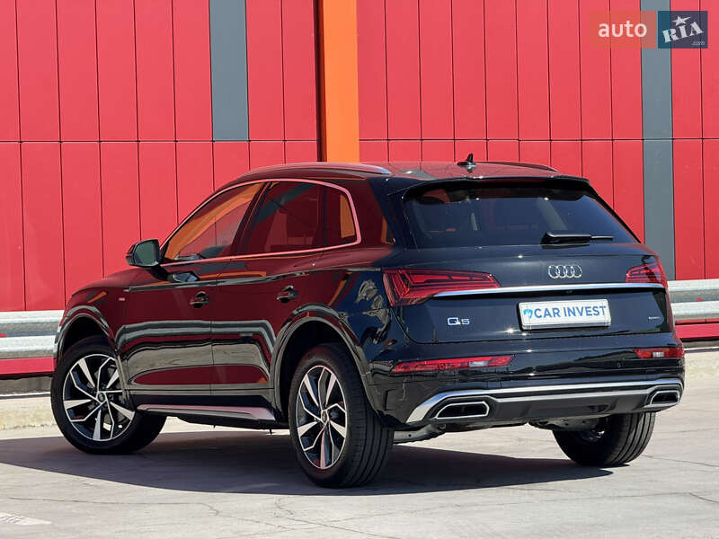 Внедорожник / Кроссовер Audi Q5 2024 в Киеве