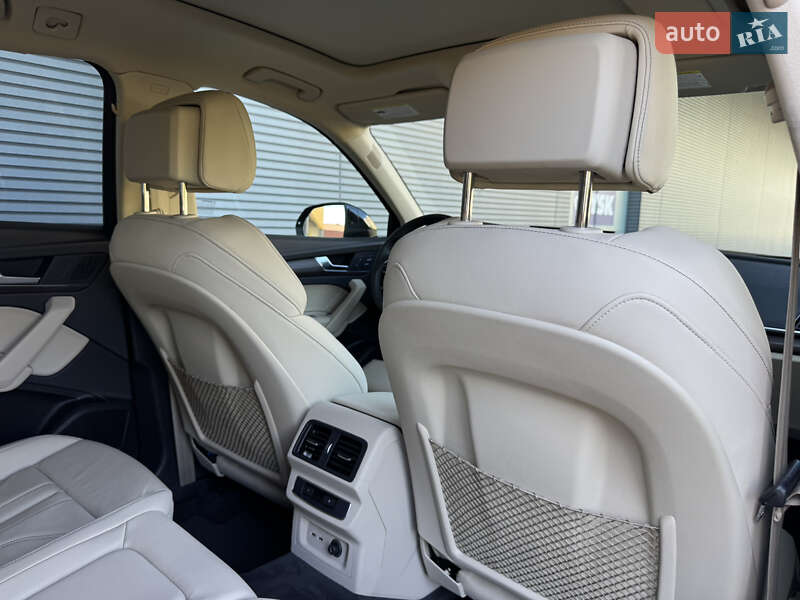 Внедорожник / Кроссовер Audi Q5 2024 в Киеве