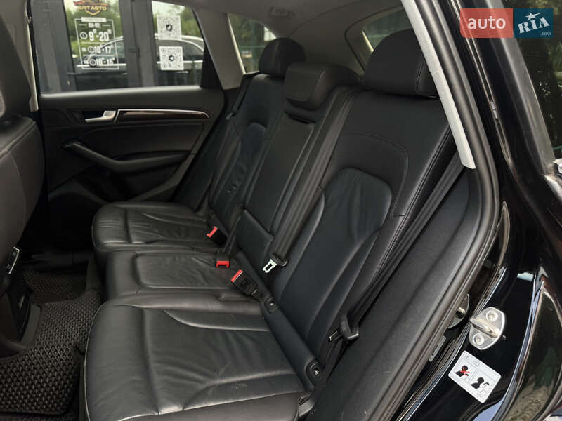 Внедорожник / Кроссовер Audi Q5 2015 в Ивано-Франковске