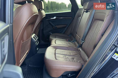 Внедорожник / Кроссовер Audi Q5 2017 в 