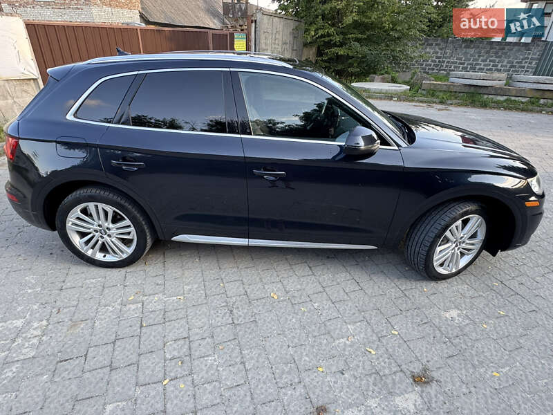 Внедорожник / Кроссовер Audi Q5 2018 в Львове