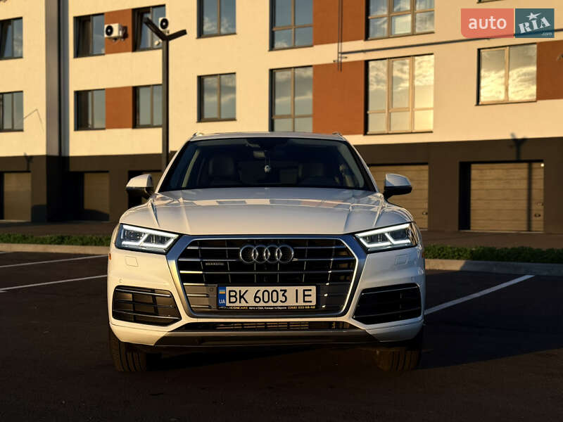 Внедорожник / Кроссовер Audi Q5 2017 в Ровно фото 2 Внедорожник / Кроссовер Audi Q5 2017 в Ровно