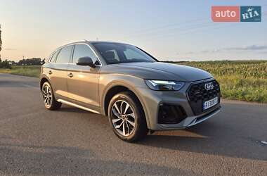 Внедорожник / Кроссовер Audi Q5 2023 в 