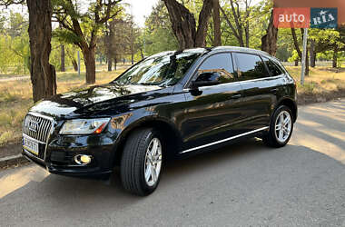 Внедорожник / Кроссовер Audi Q5 2012 в 