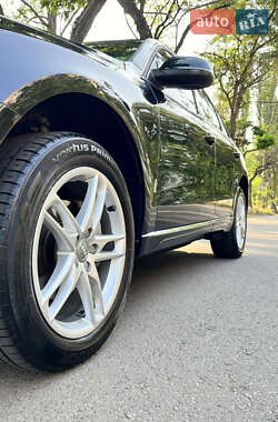 Внедорожник / Кроссовер Audi Q5 2012 в 