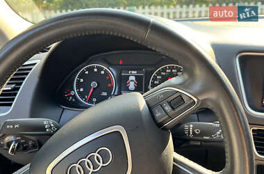 Внедорожник / Кроссовер Audi Q5 2012 в 