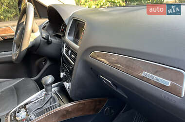 Внедорожник / Кроссовер Audi Q5 2012 в 