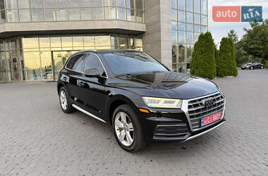 Внедорожник / Кроссовер Audi Q5 2017 в Хмельницком