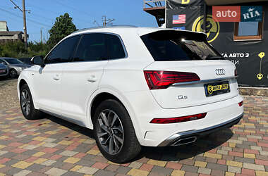 Внедорожник / Кроссовер Audi Q5 2022 в 