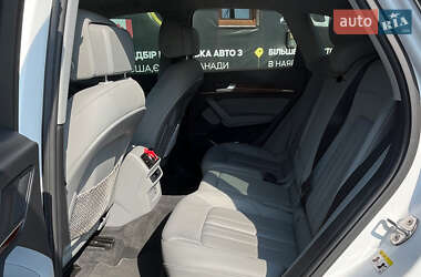 Внедорожник / Кроссовер Audi Q5 2022 в 
