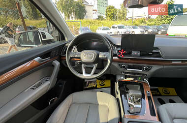 Внедорожник / Кроссовер Audi Q5 2022 в 
