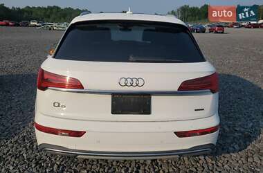 Внедорожник / Кроссовер Audi Q5 2021 в 