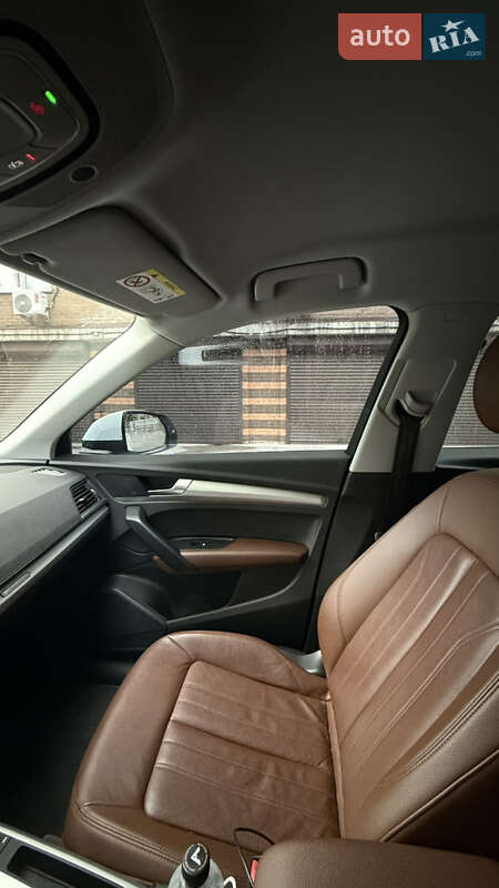 Внедорожник / Кроссовер Audi Q5 2017 в Киеве