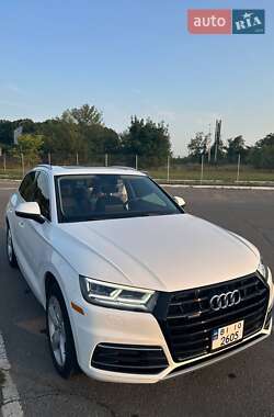 Позашляховик / Кросовер Audi Q5 2017 в Полтаві