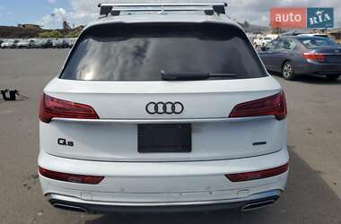 Внедорожник / Кроссовер Audi Q5 2021 в 