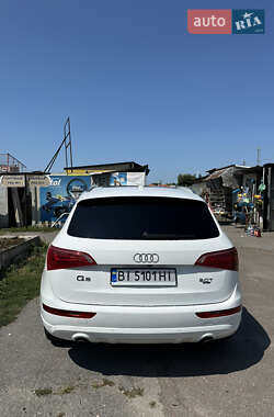 Внедорожник / Кроссовер Audi Q5 2011 в 