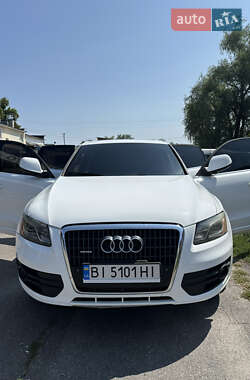 Внедорожник / Кроссовер Audi Q5 2011 в 