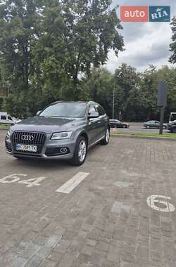 Внедорожник / Кроссовер Audi Q5 2016 в 