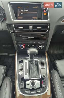 Внедорожник / Кроссовер Audi Q5 2016 в 