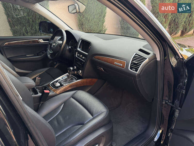 Внедорожник / Кроссовер Audi Q5 2016 в Стрые