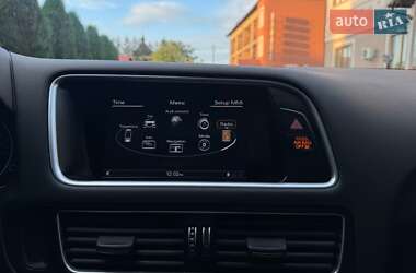 Внедорожник / Кроссовер Audi Q5 2016 в 