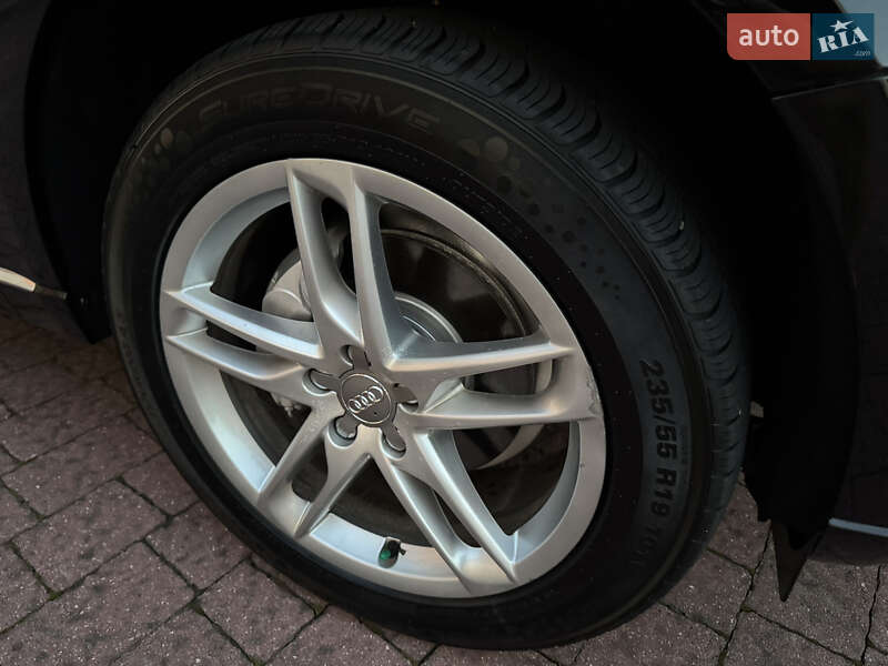 Внедорожник / Кроссовер Audi Q5 2016 в Стрые