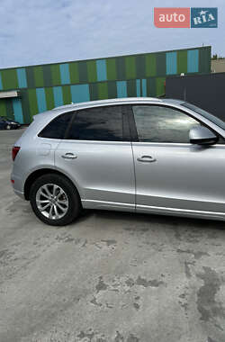 Внедорожник / Кроссовер Audi Q5 2013 в 