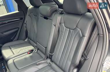 Внедорожник / Кроссовер Audi Q5 2019 в 