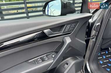 Внедорожник / Кроссовер Audi Q5 2019 в 