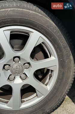 Внедорожник / Кроссовер Audi Q5 2010 в 