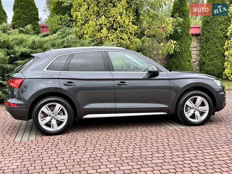 Внедорожник / Кроссовер Audi Q5 2018 в Львове