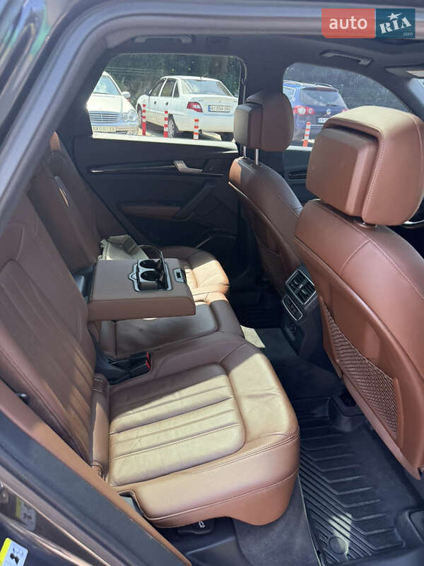 Позашляховик / Кросовер Audi Q5 2018 в Києві