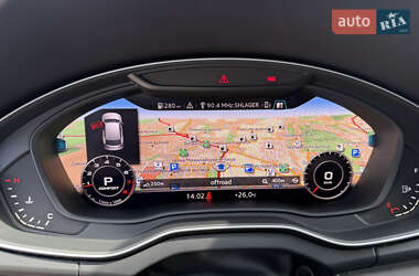 Внедорожник / Кроссовер Audi Q5 2018 в 