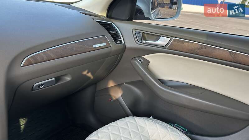 Внедорожник / Кроссовер Audi Q5 2013 в Полтаве