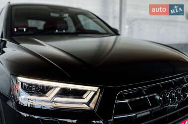 Внедорожник / Кроссовер Audi Q5 2019 в 