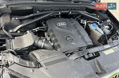 Внедорожник / Кроссовер Audi Q5 2015 в 