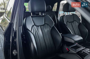 Внедорожник / Кроссовер Audi Q5 2019 в 