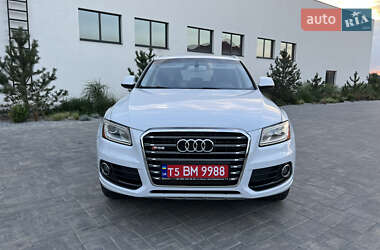 Внедорожник / Кроссовер Audi Q5 2015 в 