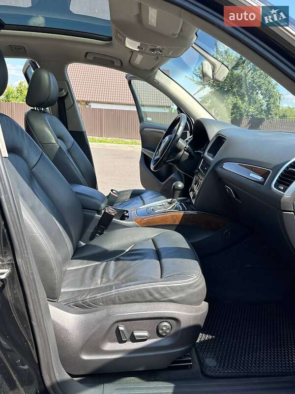 Внедорожник / Кроссовер Audi Q5 2010 в Черкассах