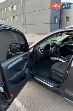 Внедорожник / Кроссовер Audi Q5 2012 в 