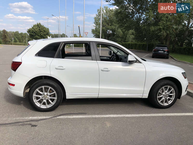 Внедорожник / Кроссовер Audi Q5 2013 в Киеве